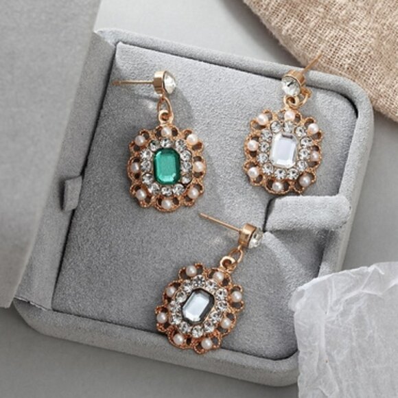 Crystal small Jewelry Pearls Square Earrings - Picture 1 of 8